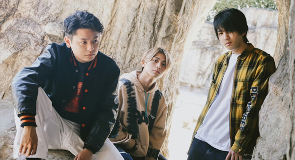 she said Horny presents.「trivals」