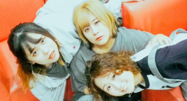 おとなりアイニー『 Ainy tiny tour 』